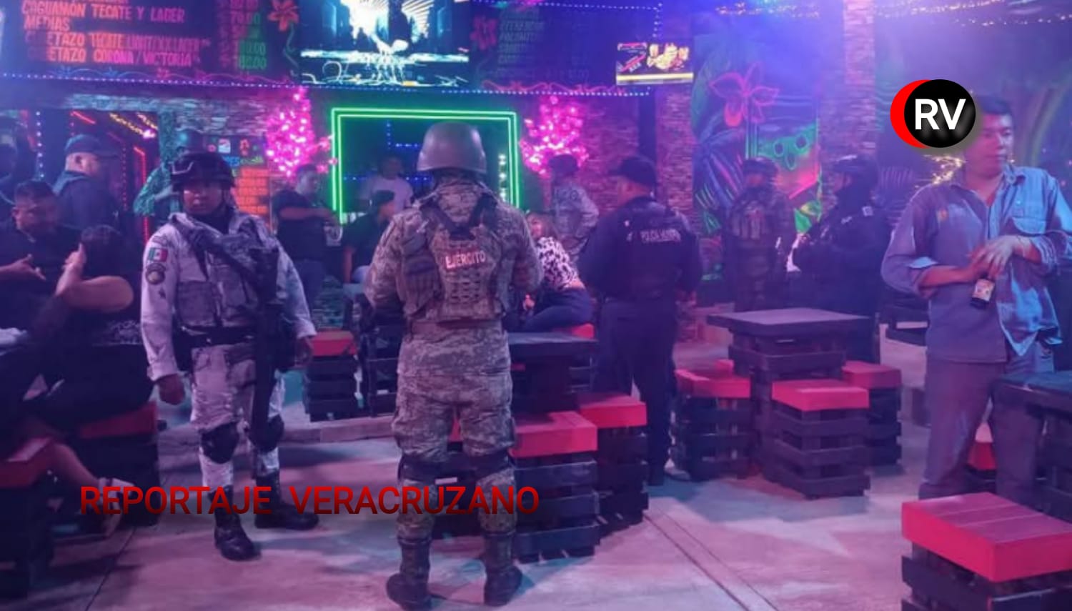 Operativo Conjunto en Bares y Cantinas de Acayucan y Coatzacoalcos