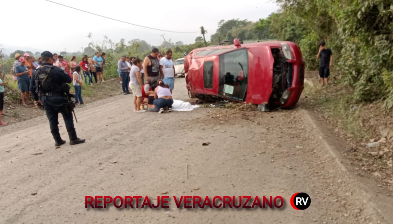 Tragedia en Tihuatlán: Joven estudiante muere en volcadura; conductor bajo investigación