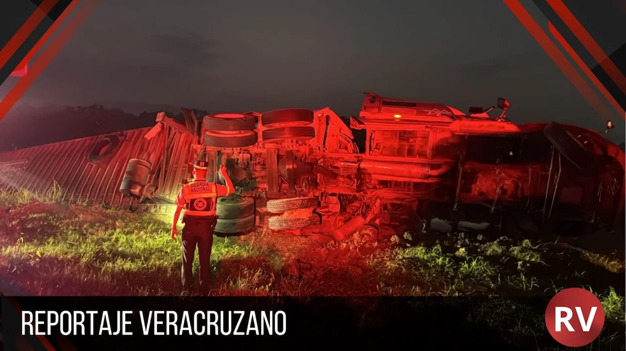 Accidente paraliza tramo en la carretera Tihuatlán – El Palmar