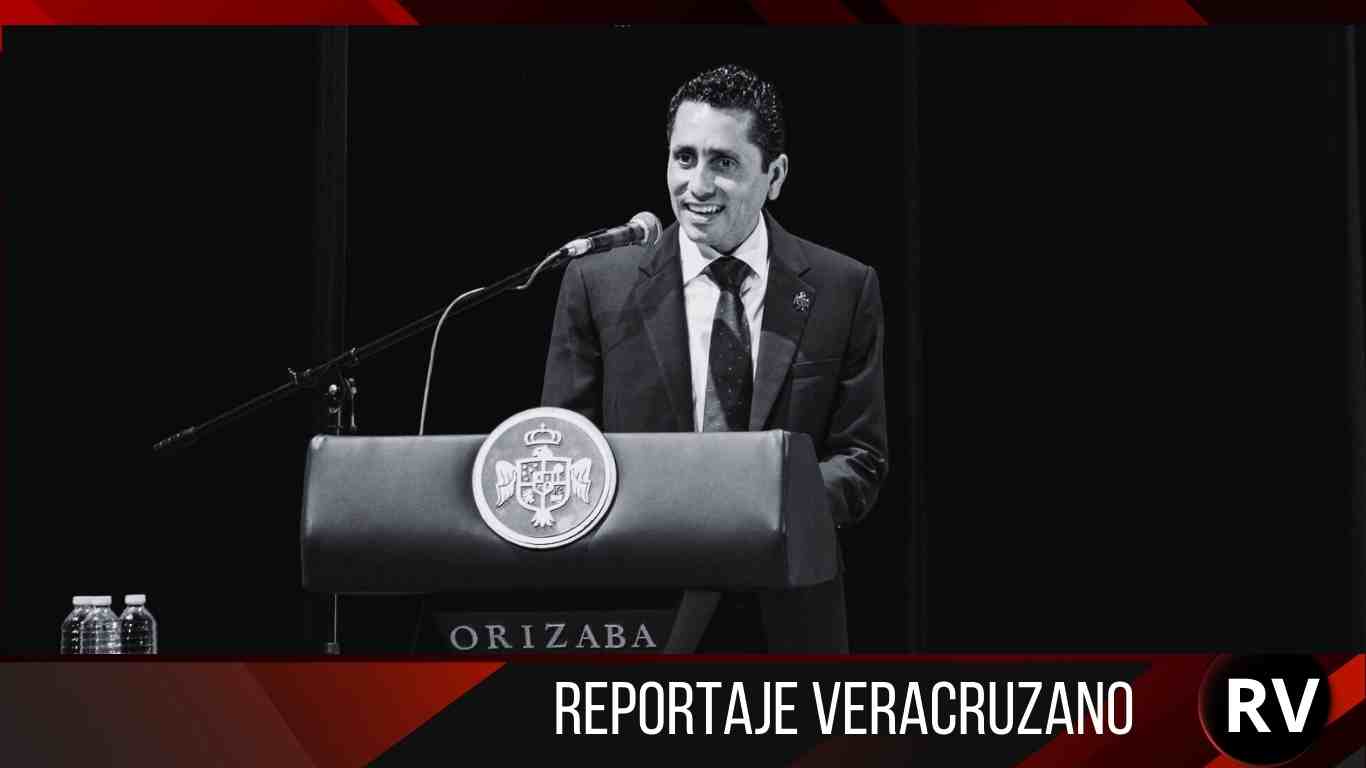 Lo bajan del mando, pero no lo sacan: el jefe policiaco de Orizaba cae y alcalde lo esconde de asesor