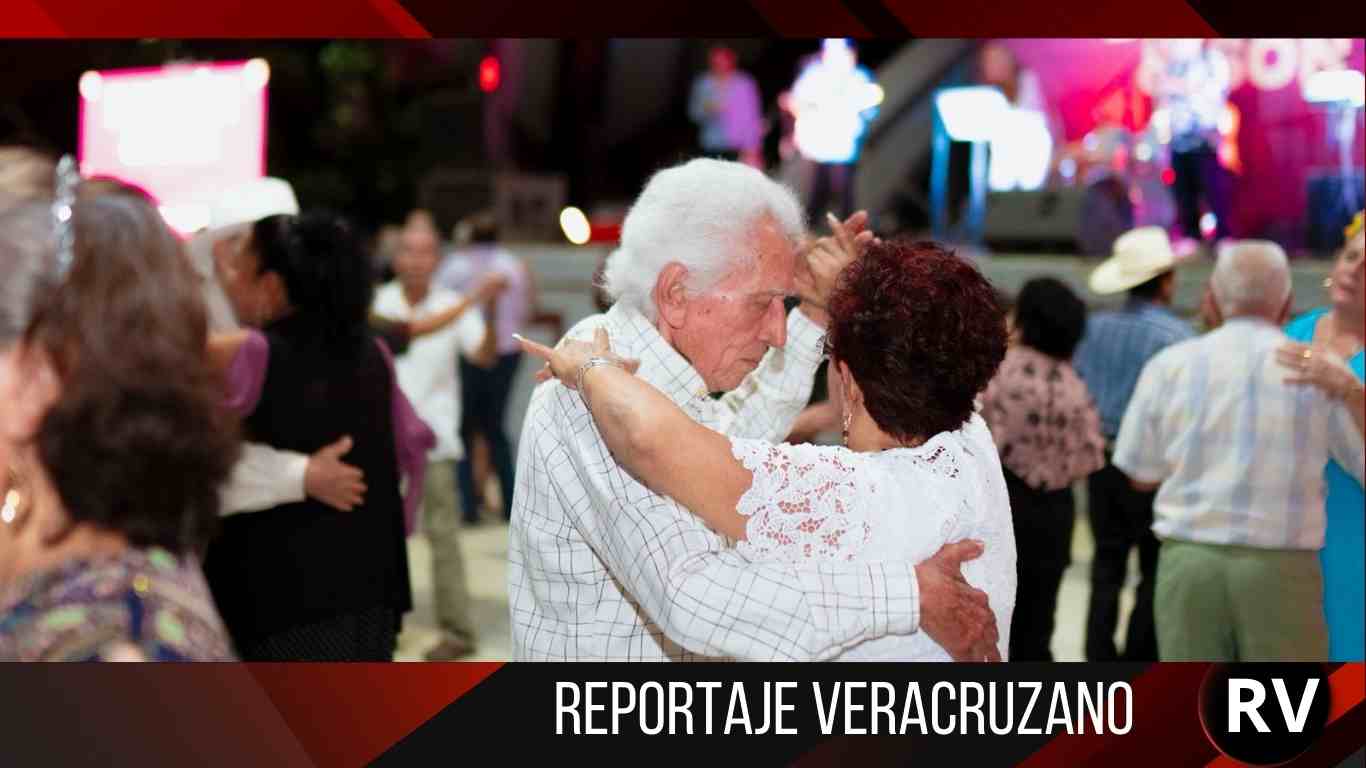 Gobierno de Poza Rica, fortalece la convivencia con jueves de “Danzón y Son” y viernes de “Tardes de Algarabía” en parque Cuauhtémoc