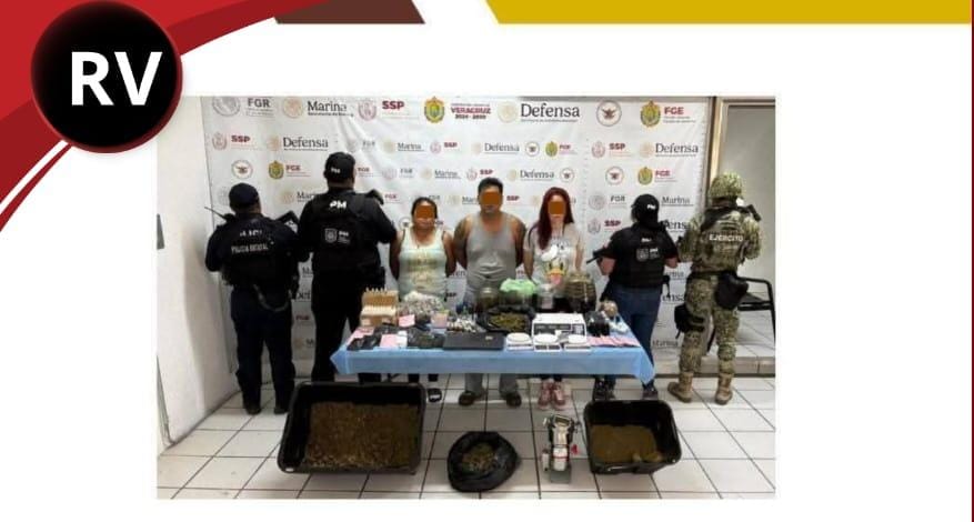 Operativo en Xalapa: tres detenidos y objetos asegurados
