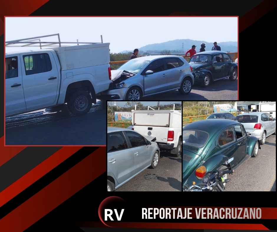 Falla en el frenado provoca carambola en el puente del trébol de Amatlán