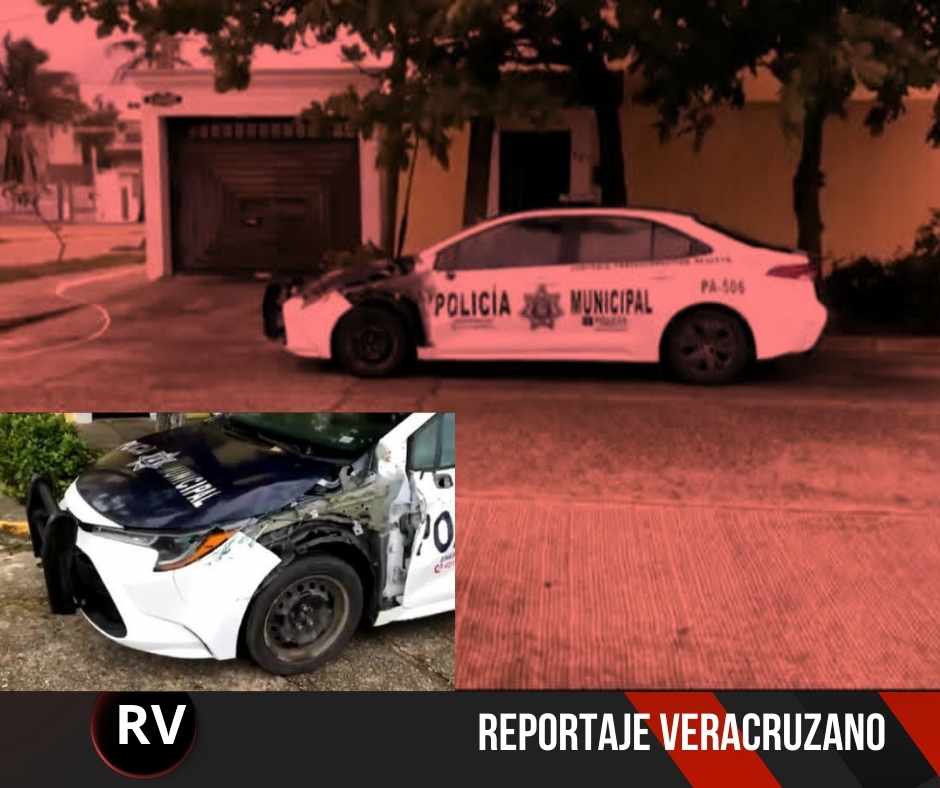 Dejan patrulla municipal destrozada tras percance en Coatzacoalcos