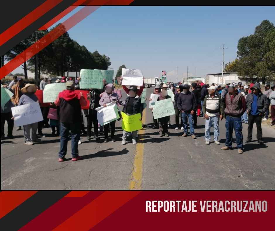 Bloquean la carretera Perote–Puebla tras la privación de la libertad de autoridades ejidales